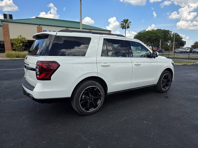 Used 2023 Ford Expedition Limited RWD image 5