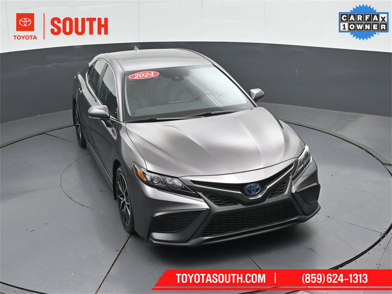 Used 2024 Toyota Camry SE image 49