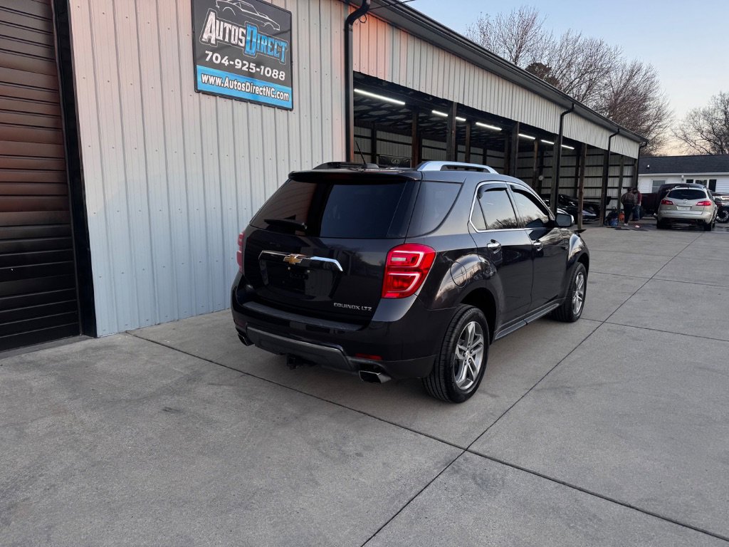 Used 2016 Chevrolet Equinox LTZ w/ Enhanced Convenience Package image 18