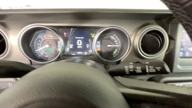 Used 2023 Jeep Wrangler Unlimited w/ Cold Weather Group AWD/4WD image 29
