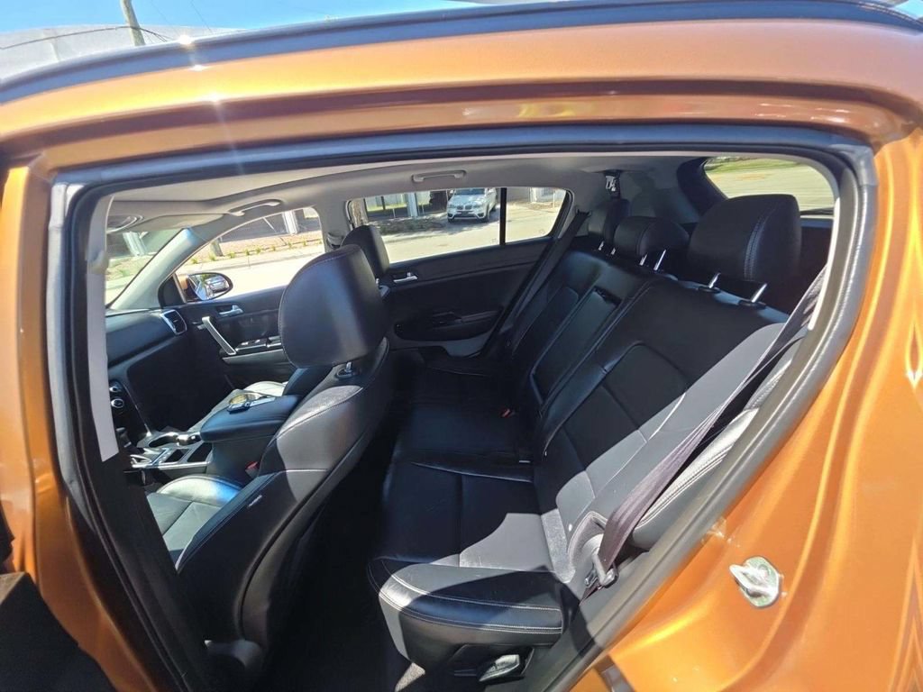 Used 2018 Kia Sportage EX w/ EX Premium Package AWD/4WD image 8