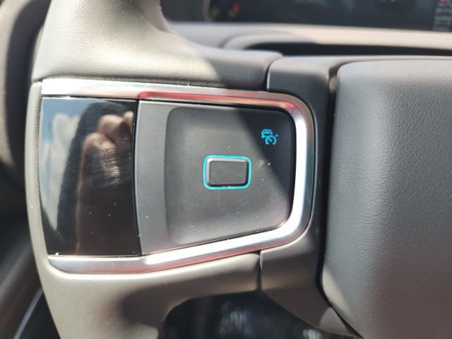 Used 2025 Ford Expedition Active image 28