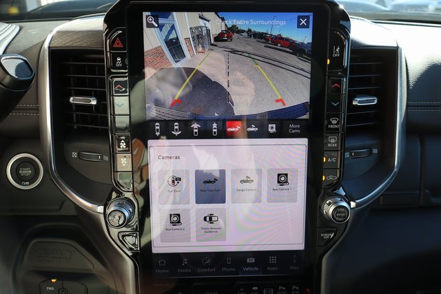 Used 2025 RAM 3500 Laramie image 27