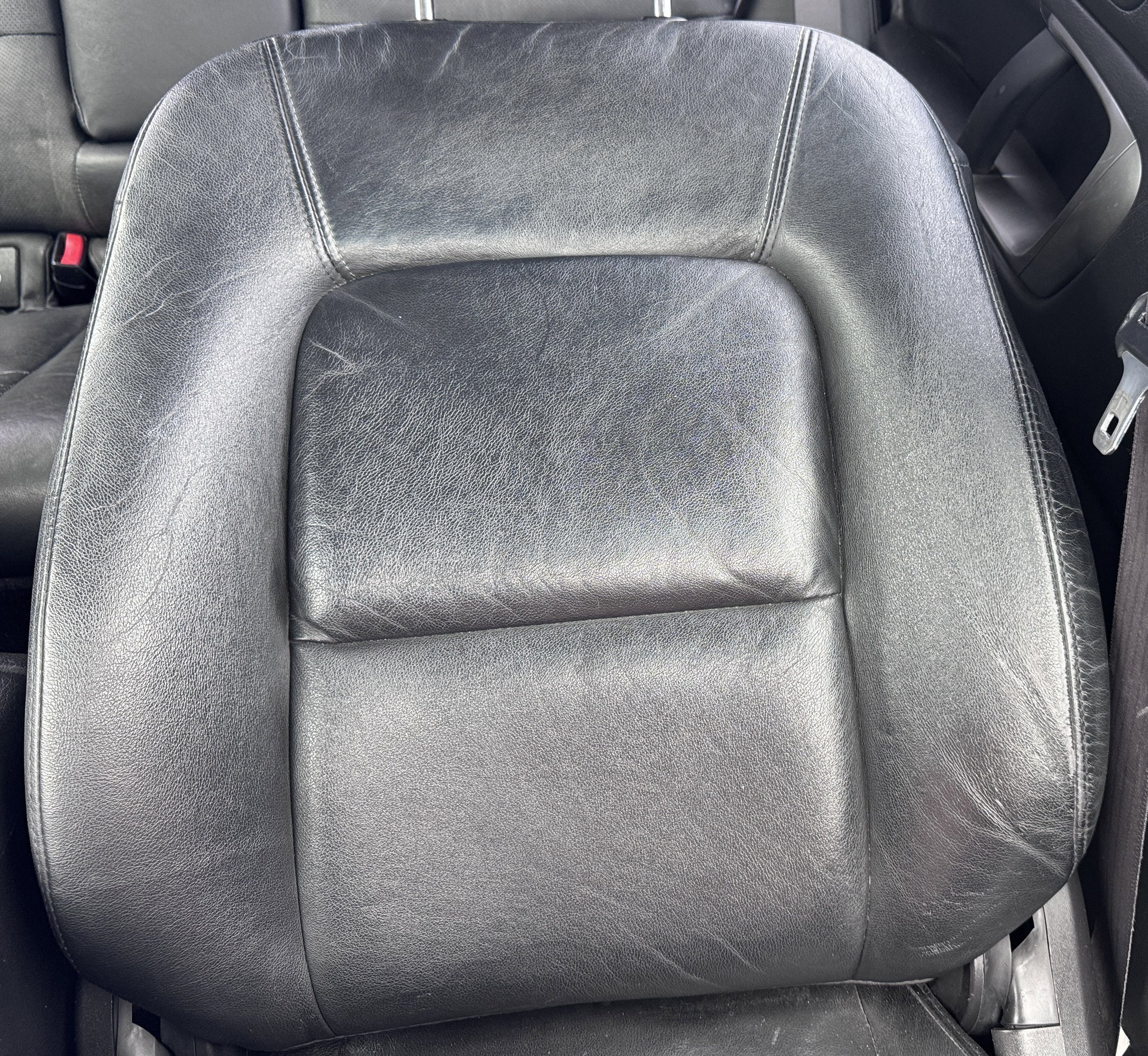 Used 2005 Subaru Outback 2.5XT Limited AWD/4WD image 13