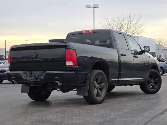 Used 2015 RAM 1500 Express w/ Black Ram 1500 Express Group AWD/4WD image 10