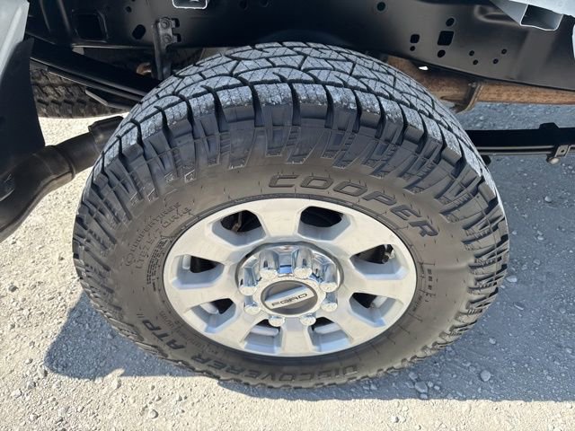 Used 2024 Ford F250 XLT w/ FX4 Off-Road Package image 31