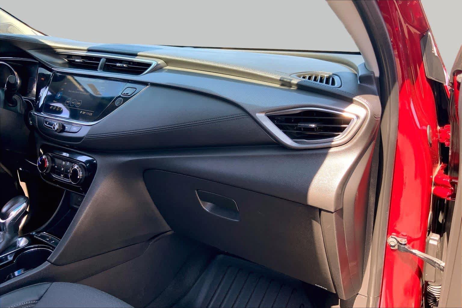Certified 2022 Buick Encore GX Preferred FWD image 19