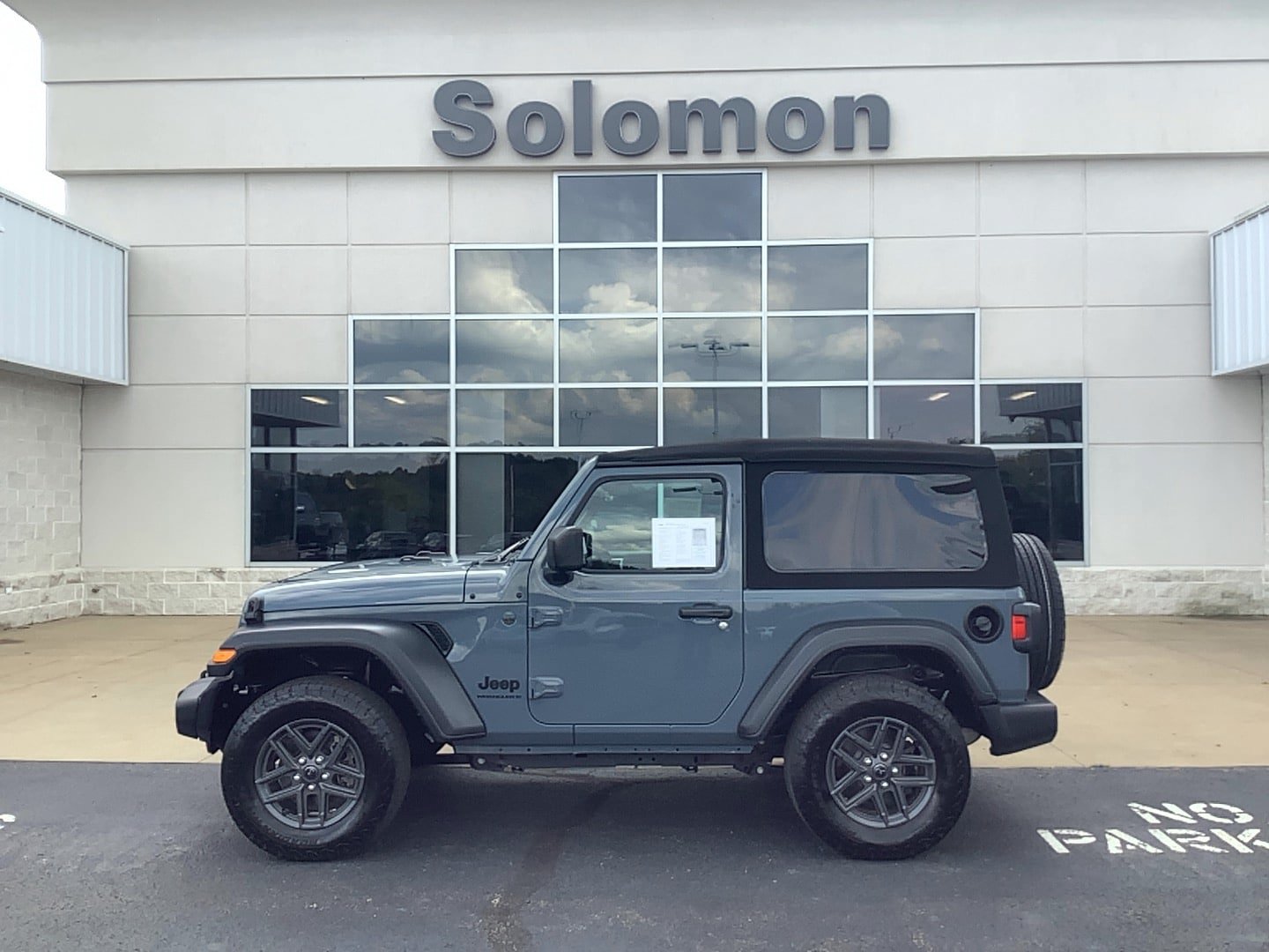 Certified 2024 Jeep Wrangler Sport AWD/4WD image 1