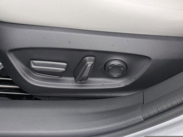 New 2024 Toyota Corolla LE FWD image 19