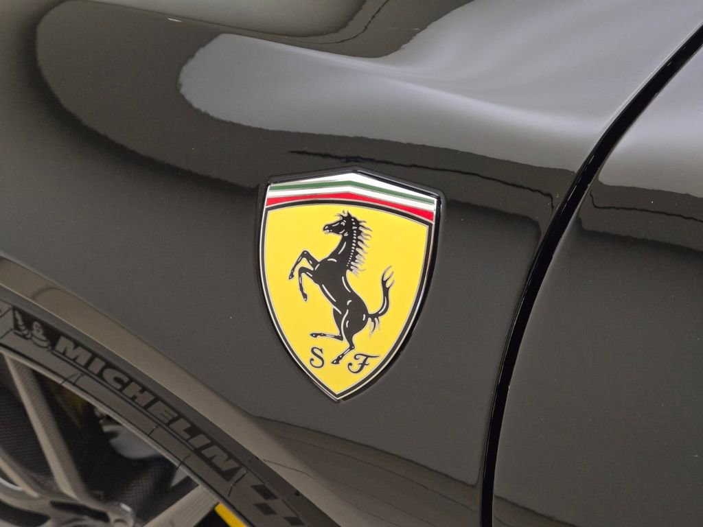 Used 2022 Ferrari SF90 Stradale AWD/4WD image 16