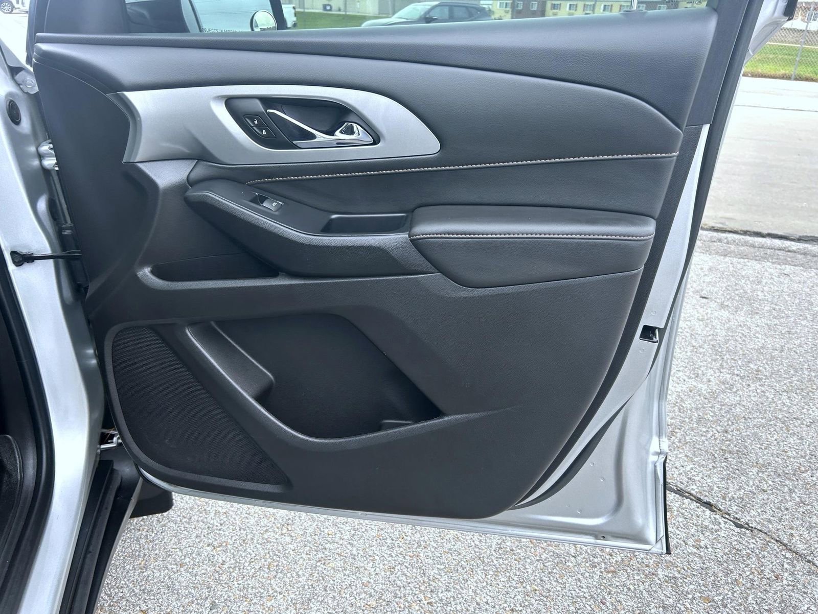 Certified 2021 Chevrolet Traverse LT image 15