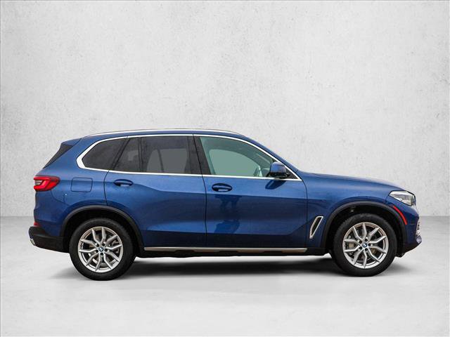 Used 2022 BMW X5 xDrive40i w/ Premium Package image 4