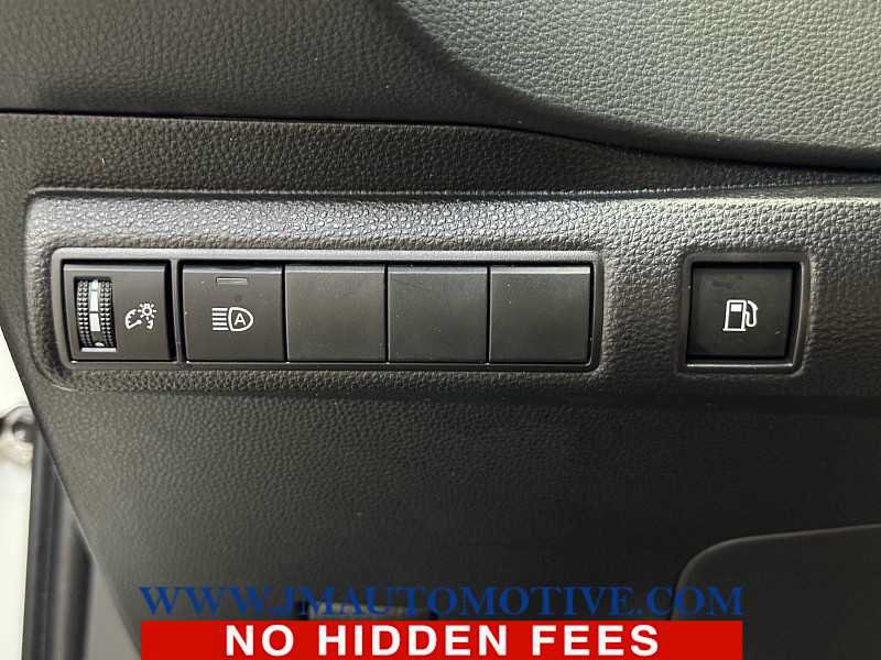 Used 2023 Toyota Corolla LE w/ LE Convenience Package FWD image 34