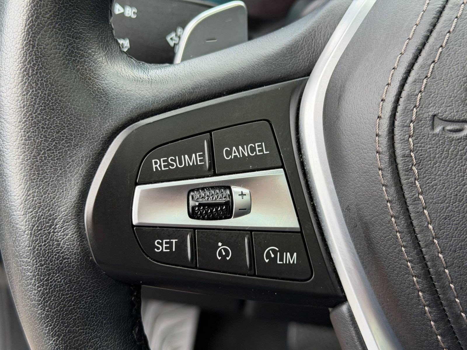 Used 2022 BMW X5 xDrive40i w/ Premium Package image 19