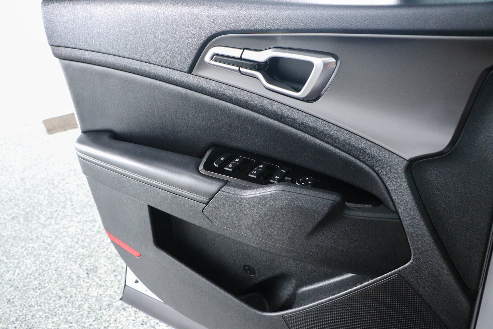 Used 2023 Kia Sportage EX FWD image 21