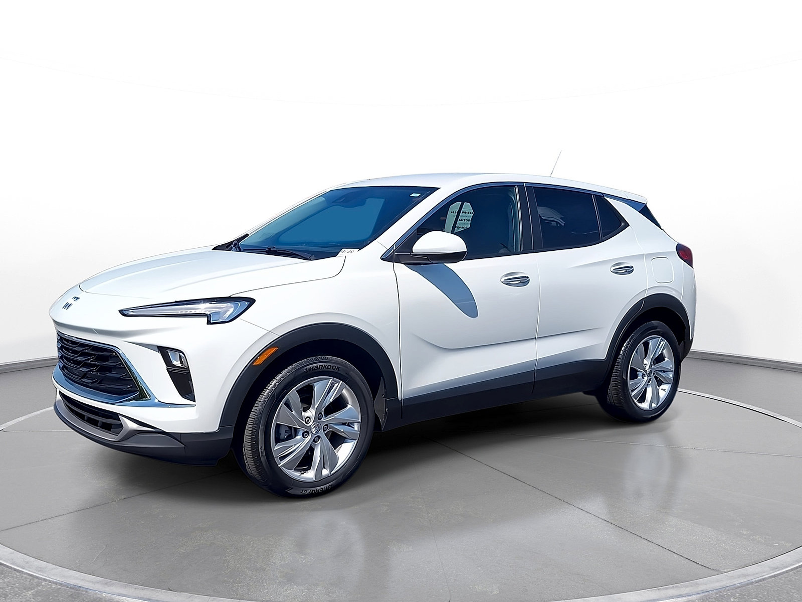 Used 2024 Buick Encore GX Preferred FWD image 4