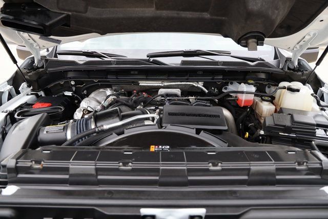 Certified 2025 GMC Sierra 3500 AT4 w/ Technology Package image 28