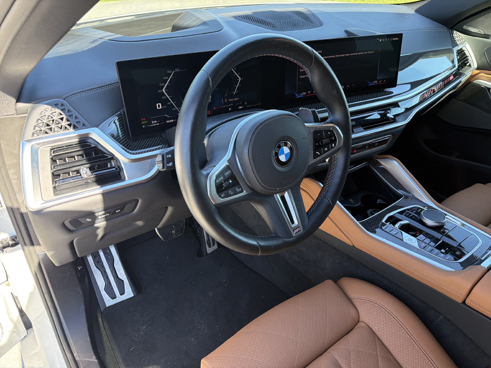 Certified 2026 BMW X6 M60i AWD/4WD image 23