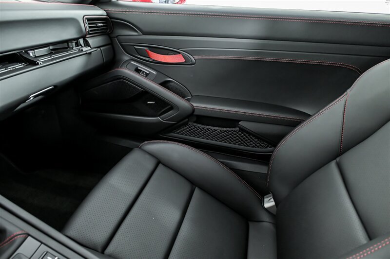 Used 2019 Porsche 911 Speedster RWD image 33