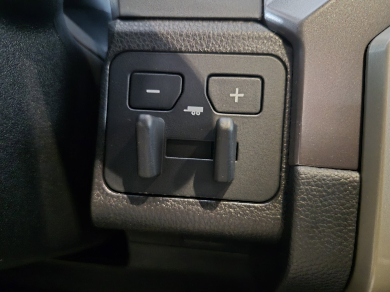 New 2026 Toyota Tacoma SR5 image 30