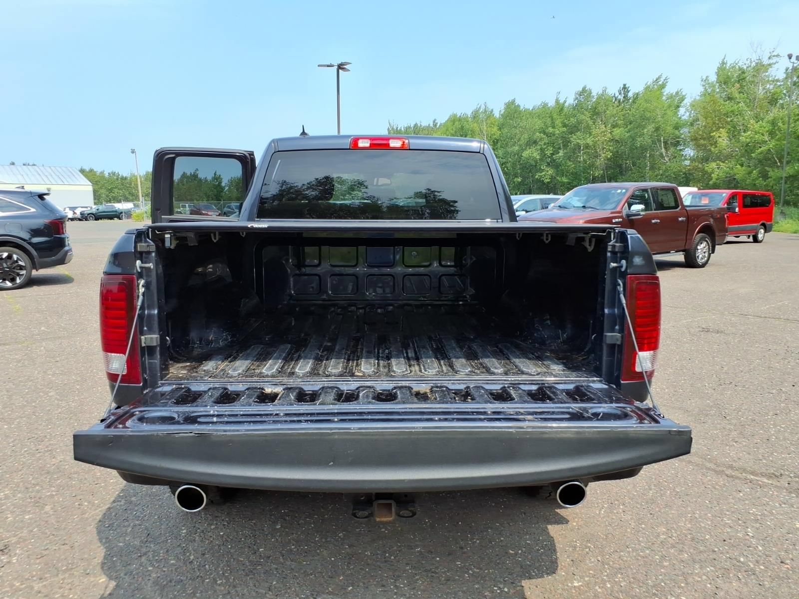 Used 2021 RAM 1500 Warlock w/ Luxury Group AWD/4WD image 16