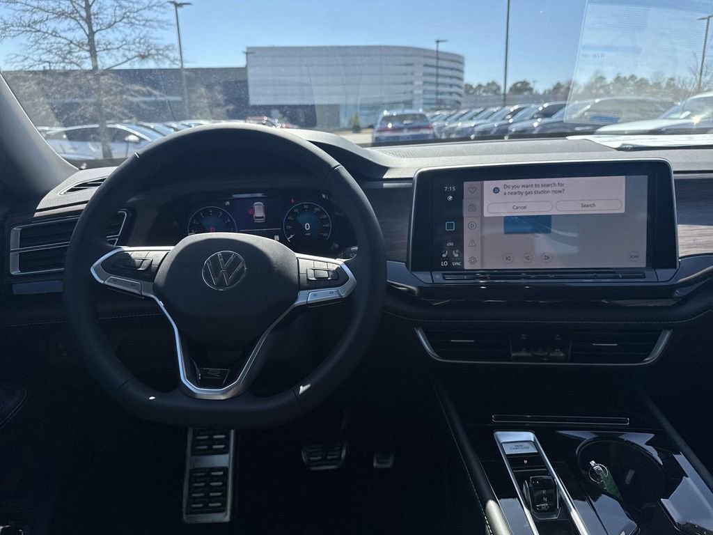 New 2025 Volkswagen Atlas SEL Premium R-Line image 16