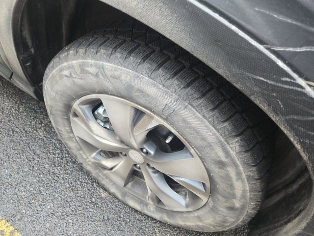 Used 2024 Subaru Ascent Premium w/ Convenience Package image 4