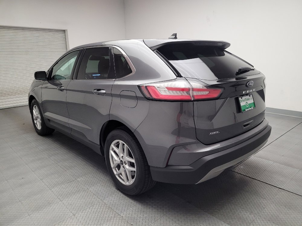 Used 2023 Ford Edge SEL image 5