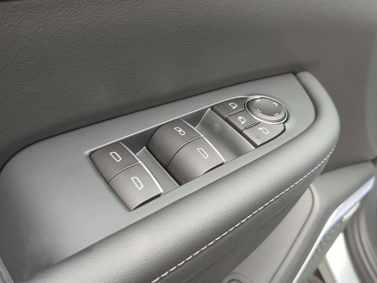 New 2026 Buick Enclave Sport Touring w/ Power Package image 23