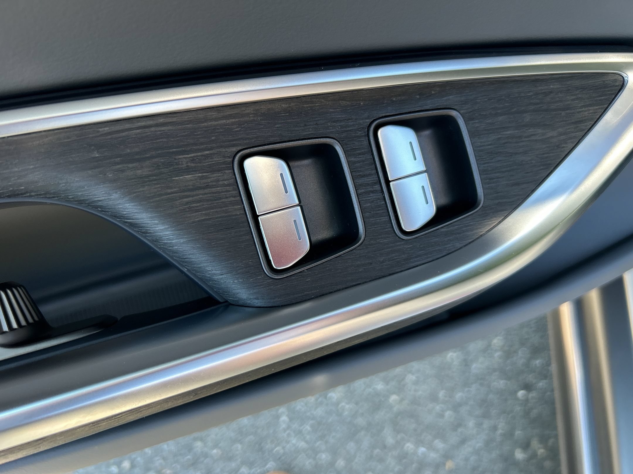 Used 2024 Lucid Air Touring AWD/4WD image 14