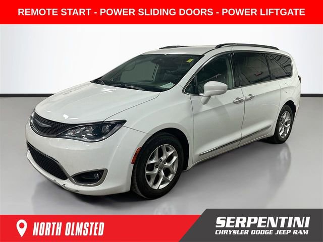 Used 2017 Chrysler Pacifica Touring-L w/ Tire & Wheel Group