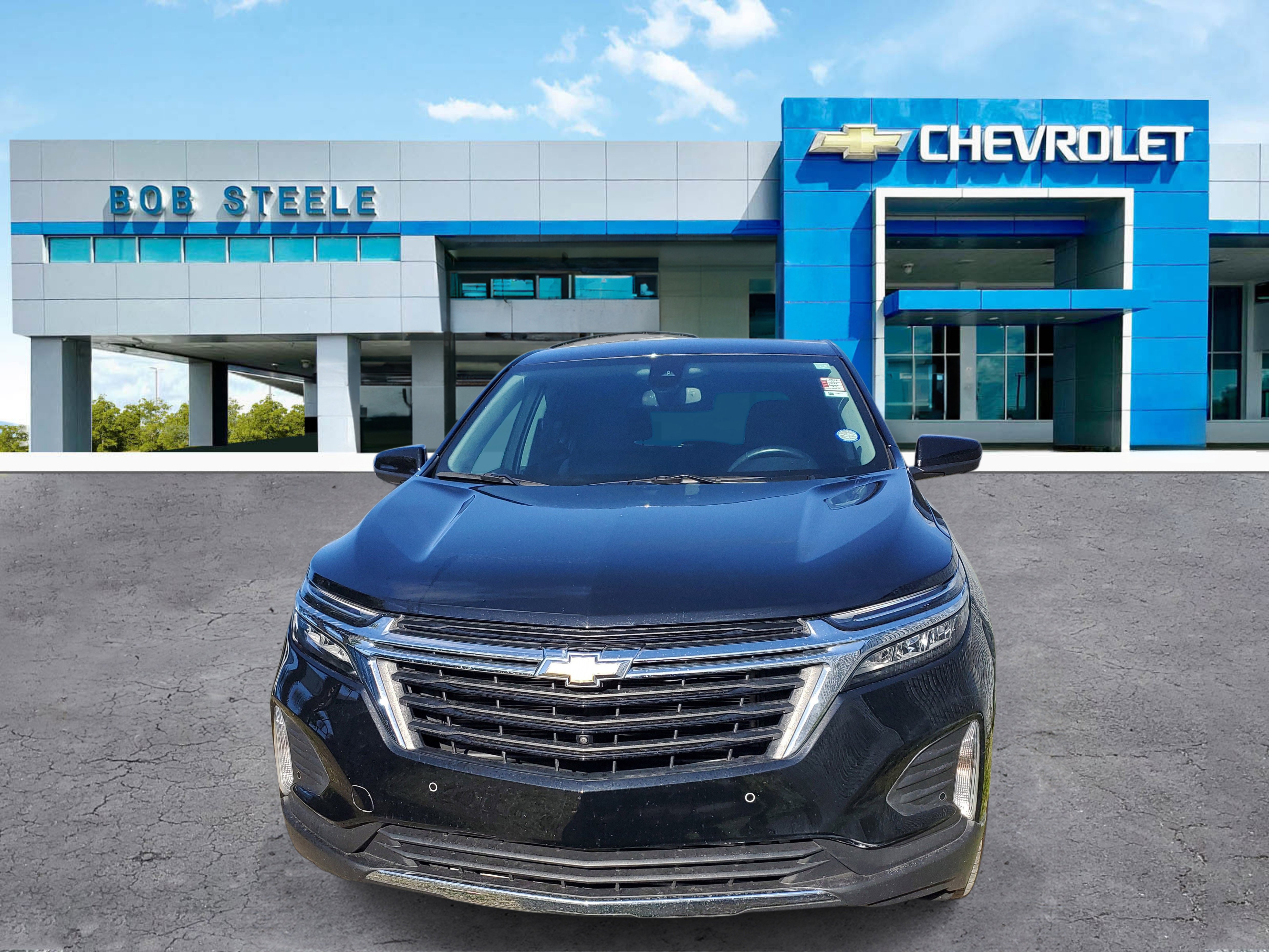 Used 2024 Chevrolet Equinox LT image 2