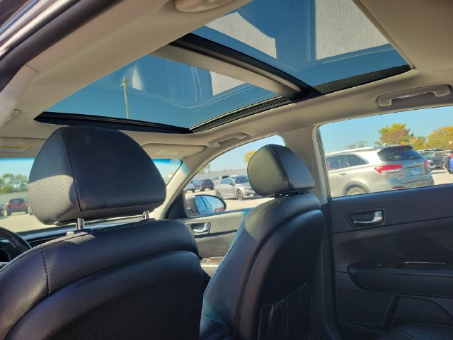 Used 2018 Kia Optima EX w/ Premium Package FWD image 10