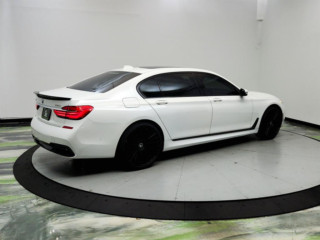Used 2017 BMW 750i xDrive AWD/4WD image 5