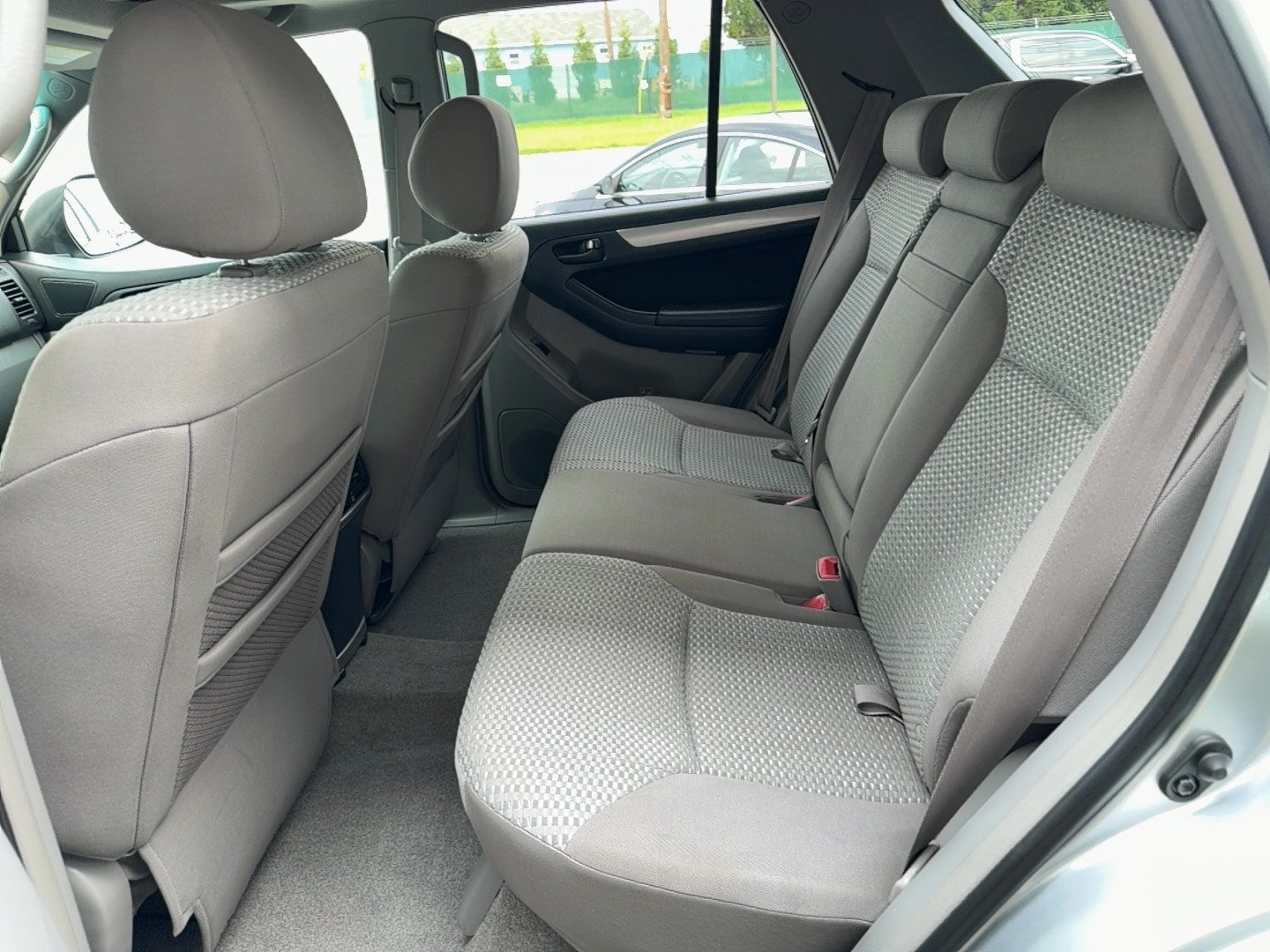 Used 2007 Toyota 4Runner SR5 AWD/4WD image 17