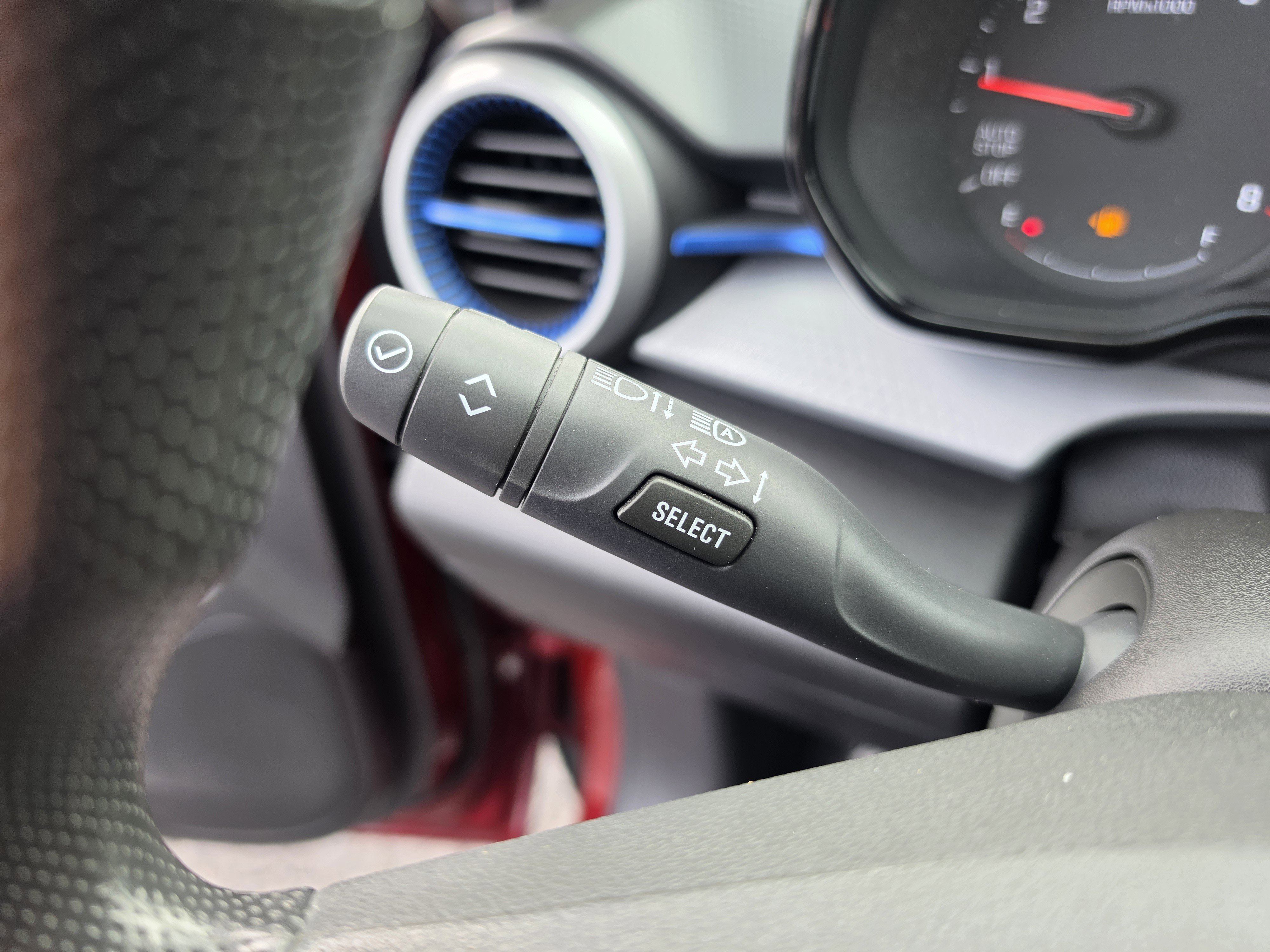 Certified 2024 Chevrolet Trax LS FWD image 21
