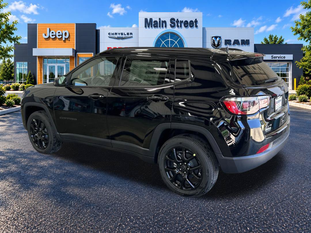 New 2026 Jeep Compass Latitude AWD/4WD image 3