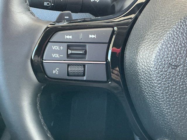 Used 2025 Honda Pilot Elite image 28