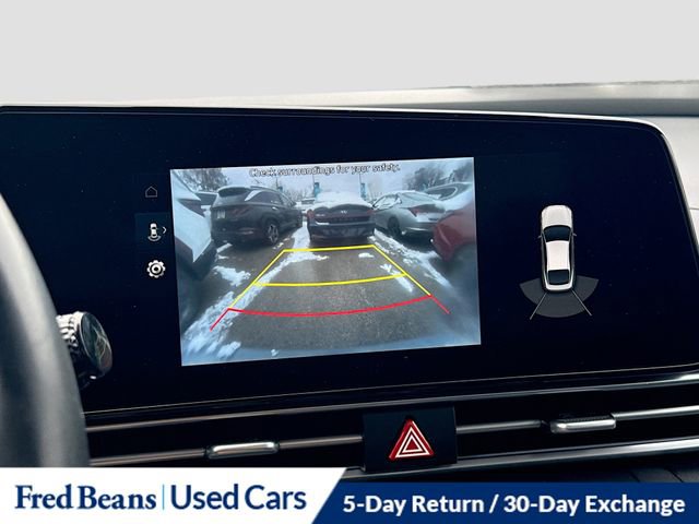 Used 2023 Hyundai Elantra Limited image 14