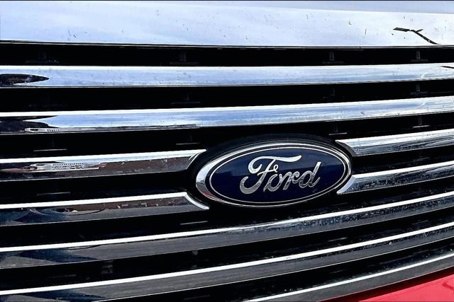 Used 2012 Ford F150 XLT w/ XLT Chrome Pkg image 24