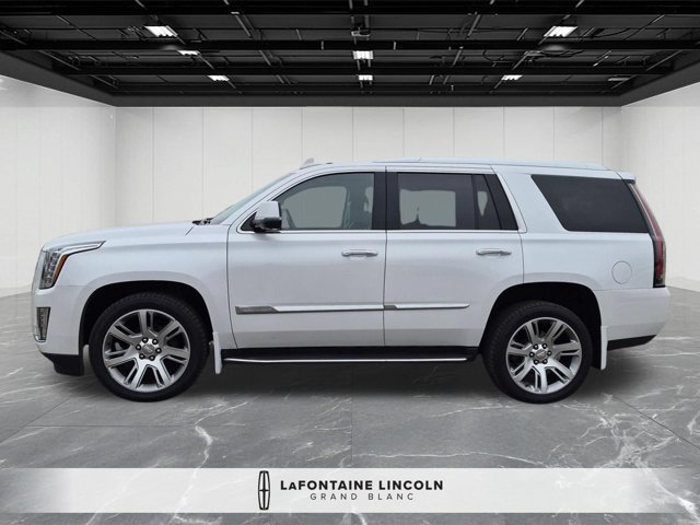 Used 2016 Cadillac Escalade Premium AWD/4WD image 2