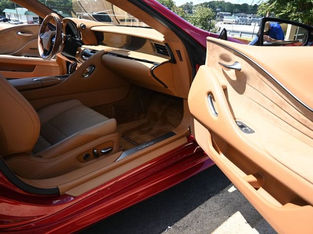 Used 2018 Lexus LC 500h w/ Touring Package image 28