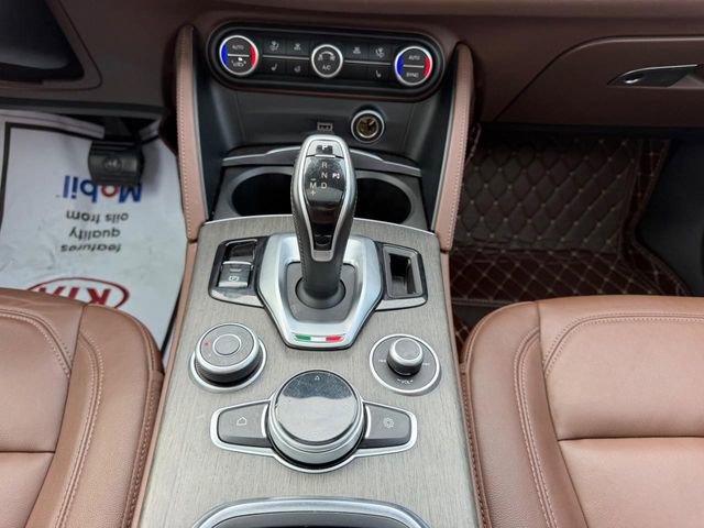 Used 2021 Alfa Romeo Stelvio Ti image 15