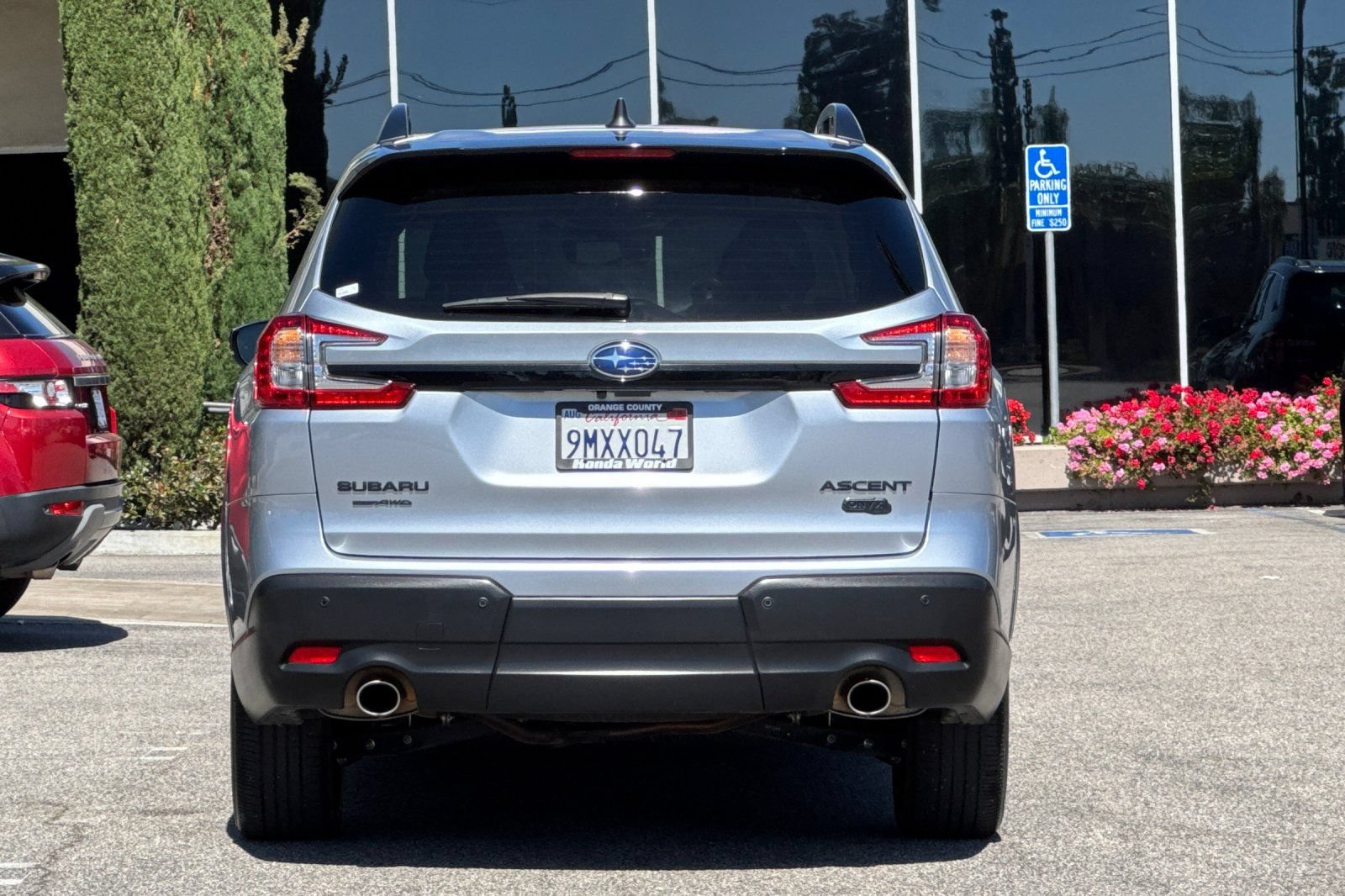 Used 2024 Subaru Ascent Onyx Edition AWD/4WD image 5