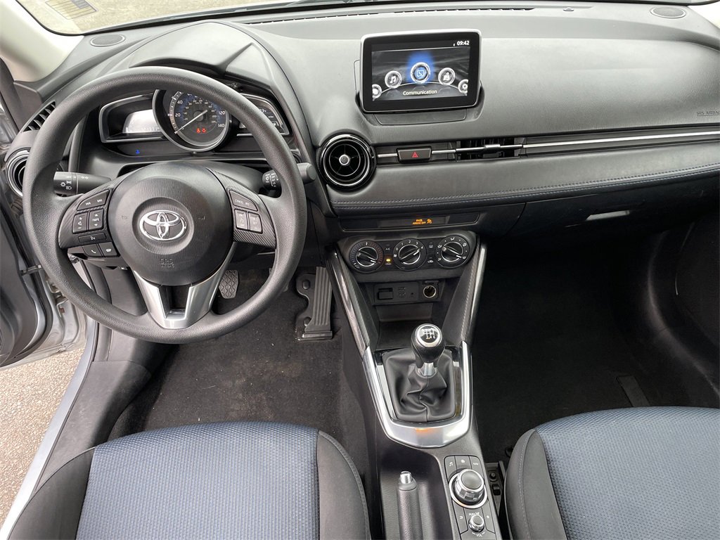 Used 2017 Toyota Yaris iA image 15