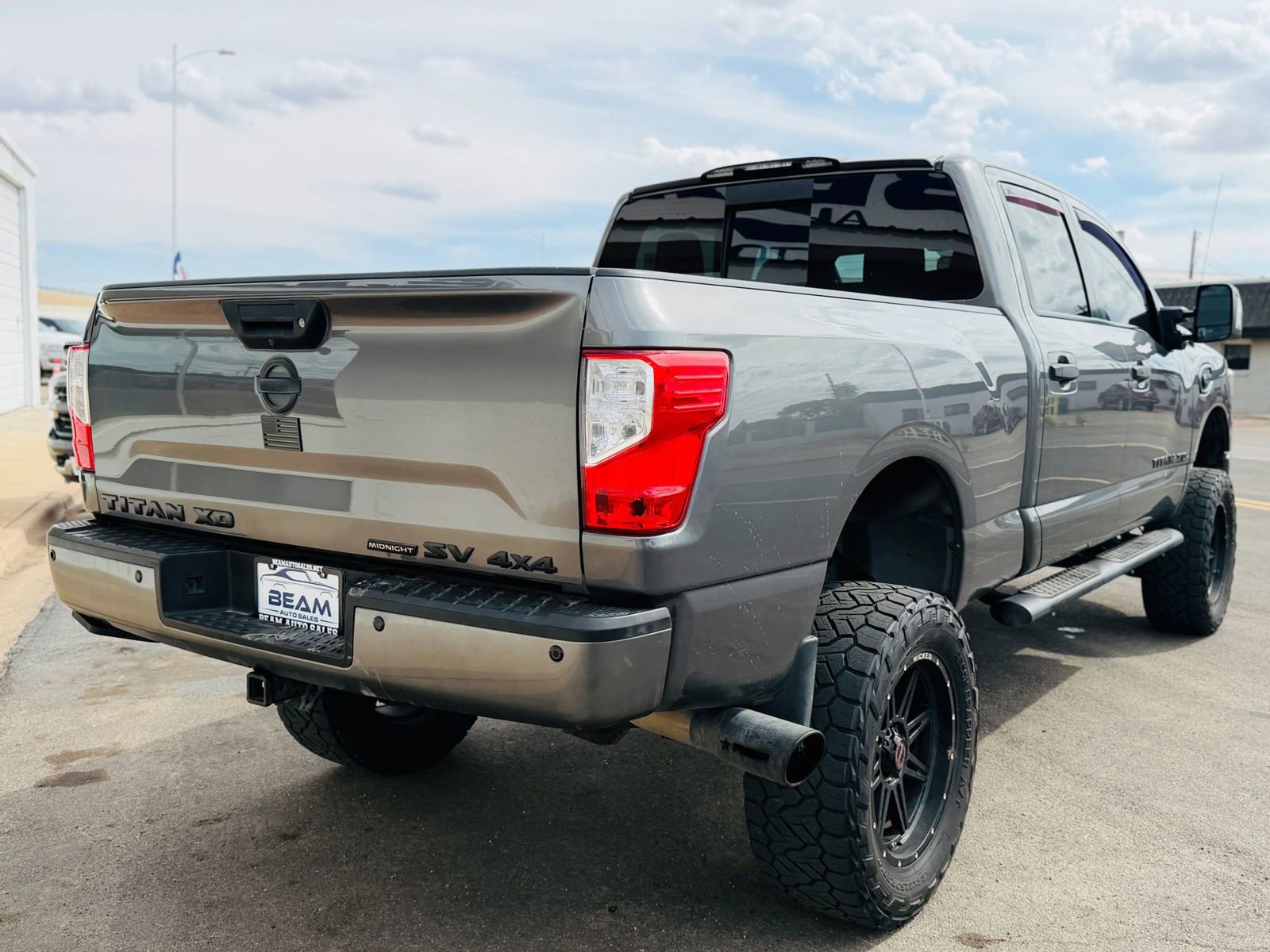 Used 2019 Nissan Titan SV w/ SV Convenience Package AWD/4WD image 5