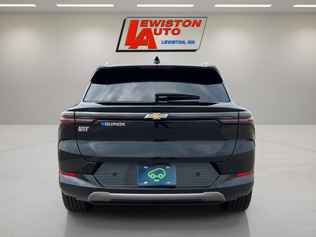Certified 2025 Chevrolet Equinox EV LT FWD image 12