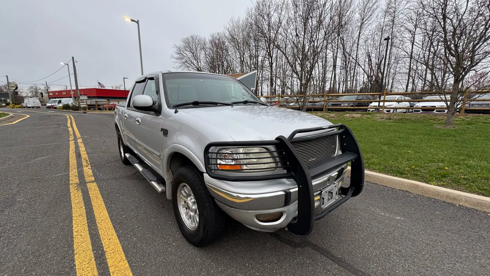 Used 2001 Ford F150 4x4 SuperCrew image 9