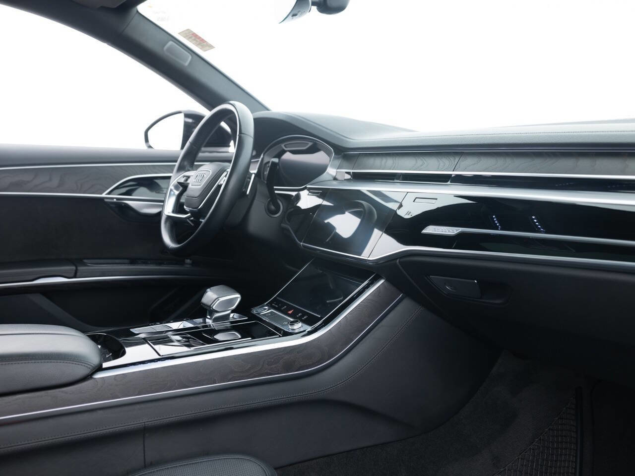 Used 2020 Audi A8 L 4.0T w/ Executive Package image 29