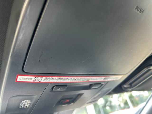 Used 2025 Toyota Camry SE w/ Convenience Package FWD image 32